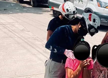 Impactan camionetas; saldo de 5 lesionados