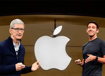 Tim Cook deja cargo de CEO en Apple tras 15 años Tim Cook deja cargo de CEO en Apple tras 15 años