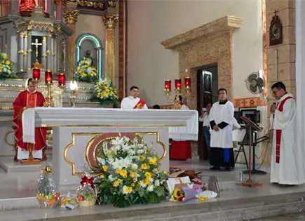 P&aacute;rroco Dar&iacute;o deja iglesia Dulce Nombre de Jes&uacute;s