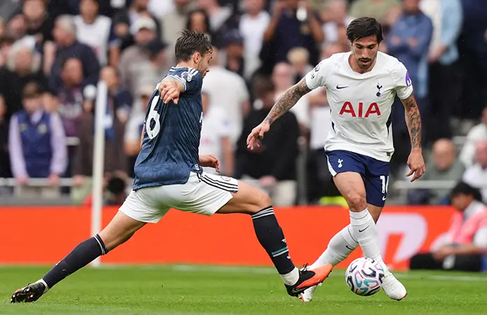 Tottenham pierde en la Premier League