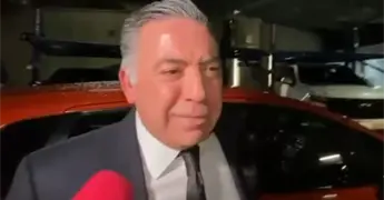 Enrique Inzunza deja presidencia de Comisi&oacute;n en Senado
