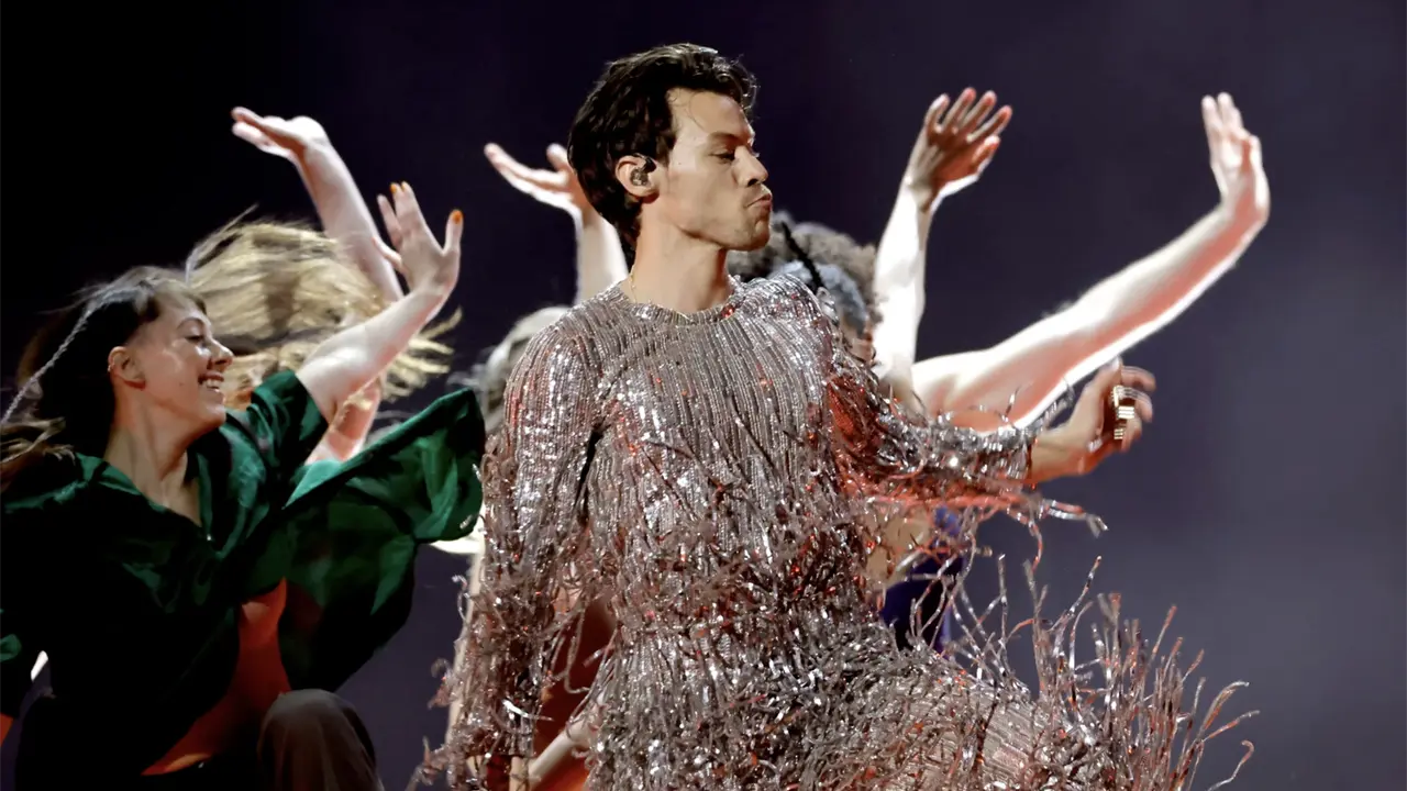 Harry Styles hace guiño a boda de Taylor Swift en Nueva York