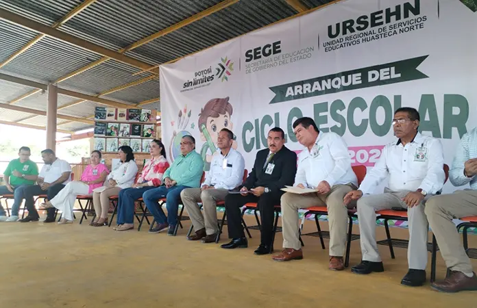 Admite titular de URSEHN falta de maestros