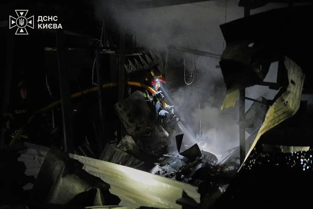 Rusia bombardea Kiev: 12 muertos y daños en edificios residenciales