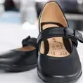 Sobreoferta afecta a las zapaterías Sobreoferta afecta a las zapaterías