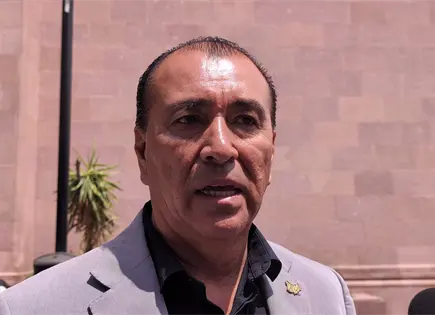 Admite Torres Cedillo promoci&oacute;n de Ruth Gonz&aacute;lez; acatar&iacute;a sanci&oacute;n