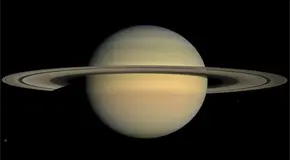 Misterioso decágono aparece entre las nubes de Saturno