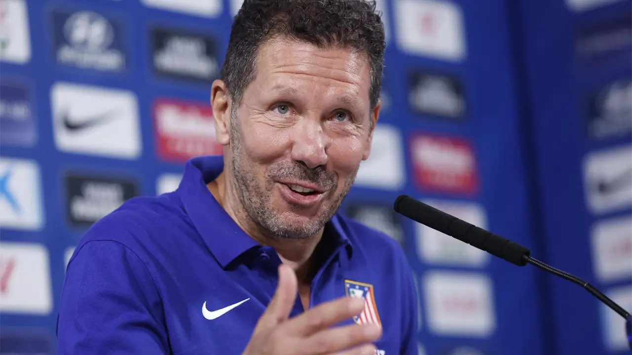 Simeone cierra la puerta a la salida de Julián Álvarez