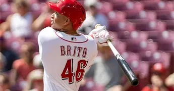Anotan los Rojos siete sin respuesta y vencen a Padres