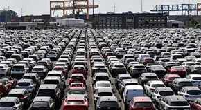 Automotrices bajan inversi&oacute;n