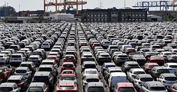 Automotrices bajan inversi&oacute;n