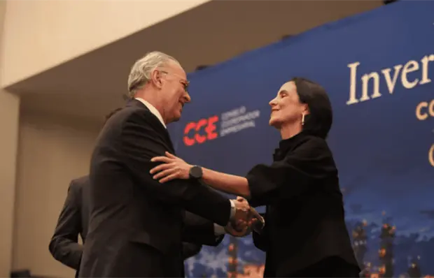 CCE y Congreso buscan mejorar regulaci&oacute;n de inteligencia artificial
