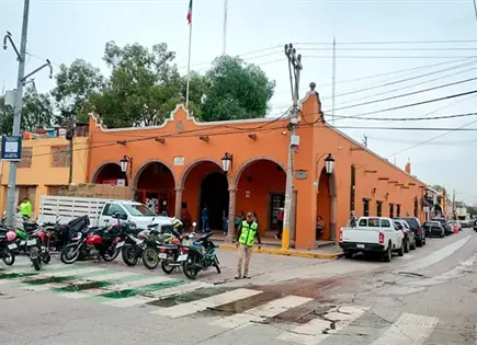 Cadenas comerciales buscan instalarse en Villa de Pozos Cadenas comerciales buscan instalarse en Villa de Pozos