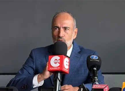 De los Santos ve guerra sucia en proceso interno del PAN