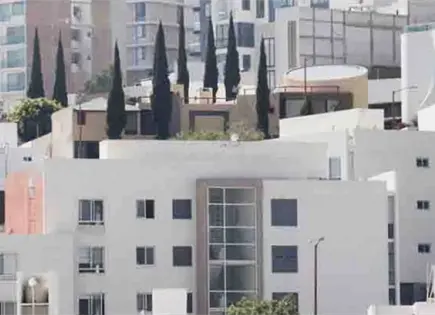 Galindo, a favor de continuar desarrollo de la vivienda vertical