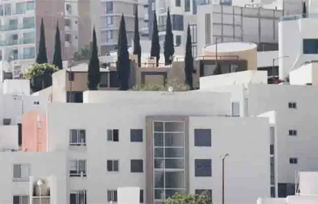 Galindo, a favor de continuar desarrollo de la vivienda vertical