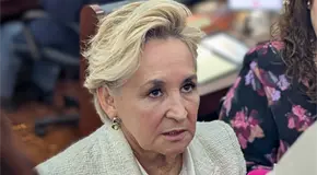 Llegan primero los funerales que las medicinas, dice Frinn&eacute; Azuara