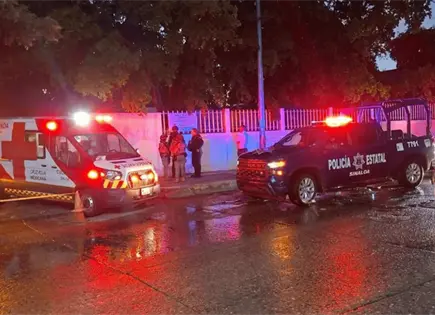 Mujer muere tras pisar cables el&eacute;ctricos en escuela de Culiac&aacute;n