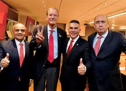 Alito Moreno y Fox llaman a construir frente ciudadano opositor Alito Moreno y Fox llaman a construir frente ciudadano opositor