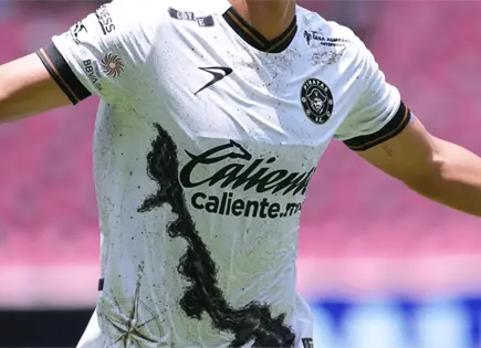 Muere futbolista de 15 años de Piratas FC durante un entrenamiento Muere futbolista de 15 años de Piratas FC durante un entrenamiento