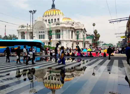 Normalistas bloquean vialidades en Centro Histórico CDMX 24 horas Normalistas bloquean vialidades en Centro Histórico CDMX 24 horas