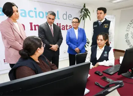 Rosa Icela y Harfuch recorren Centro de Alerta Nacional de Búsqueda Rosa Icela y Harfuch recorren Centro de Alerta Nacional de Búsqueda