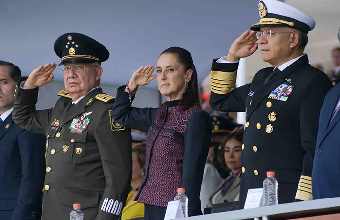 Sheinbaum pide lealtad a los cadetes