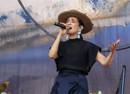 Vive Latino lleva su identidad mexicana a Zaragoza Vive Latino lleva su identidad mexicana a Zaragoza