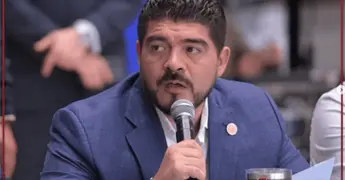 Zenyazen Escobar Garc&iacute;a; esta fue la carrera pol&iacute;tica del diputado