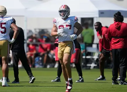 Los Rams viajan Australia para enfrentar a los 49ers Los Rams viajan Australia para enfrentar a los 49ers