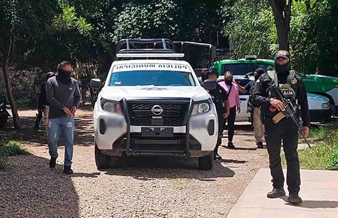 Caen 65 policías falsos en Guerrero