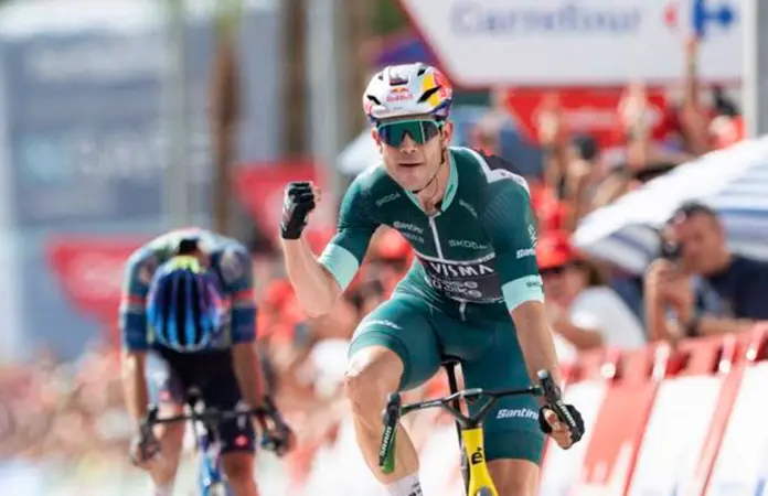 Con un calor abrasador, Van Aert gana etapa 13