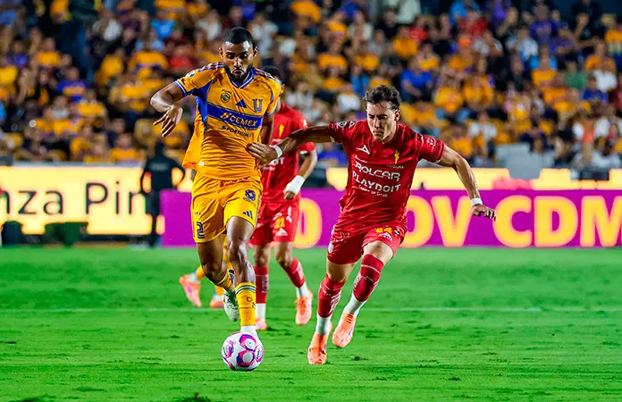 En duelo de urgidos, los Tigres enfrentan a los Rayos