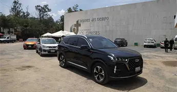 Sepultan a tecladista y familia asesinados