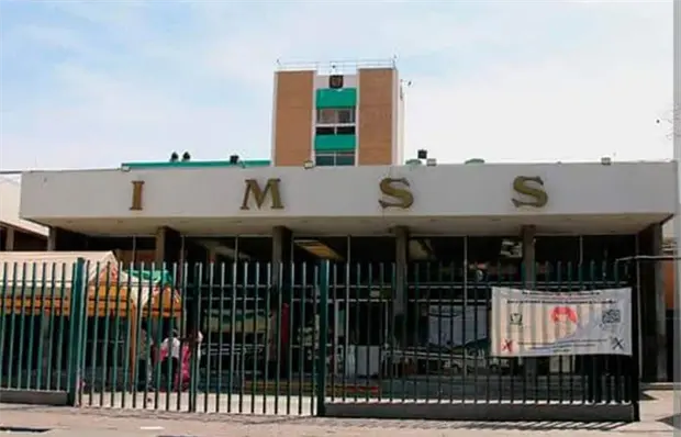 Servicios m&eacute;dicos en IMSS, sin dinero para eventuales 