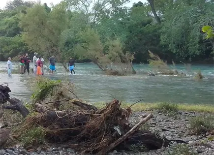 Hallan a hombre sin vida en paraje turístico de la Huasteca Hallan a hombre sin vida en paraje turístico de la Huasteca