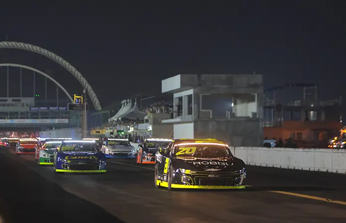 Cancelan la carrera Nascar en Monterrey
