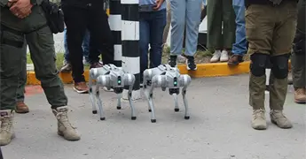 Perros robot apoyan en vigilancia de SLP