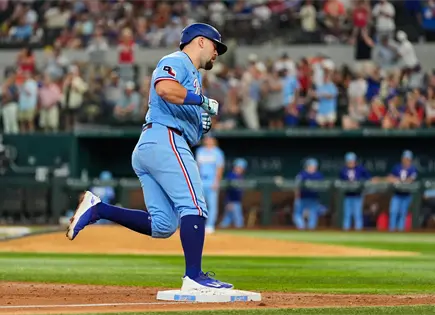 Rangers de Texas remontan y vencen a Rays de Tampa Bay Rangers de Texas remontan y vencen a Rays de Tampa Bay