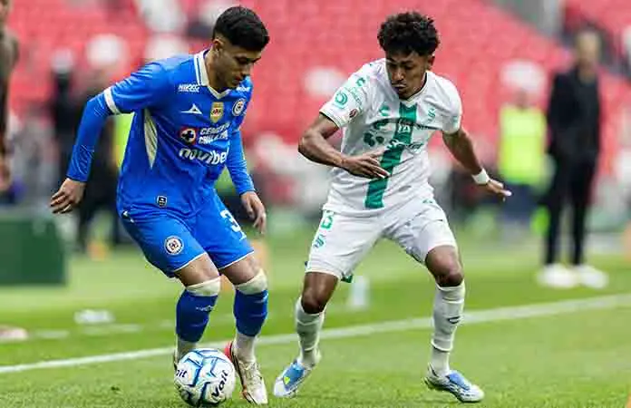 Triunfo agónico de Cruz Azul