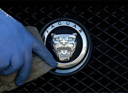 Jaguar Land Rover recortar&aacute; 4 mil empleos