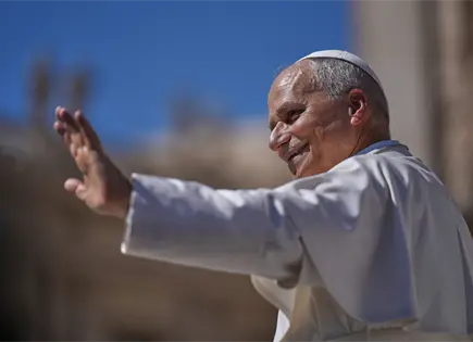 Papa Le&oacute;n XIV inicia visita a Francia con misa y encuentros