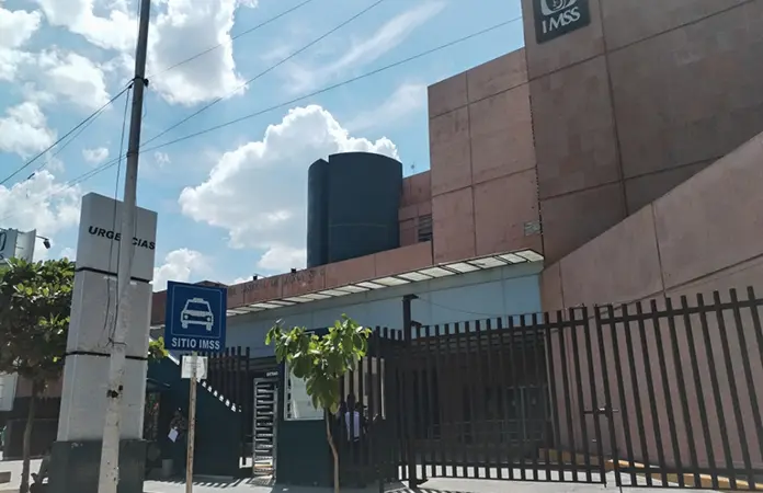Torre de Urgencias del IMSS, sin aire acondicionado