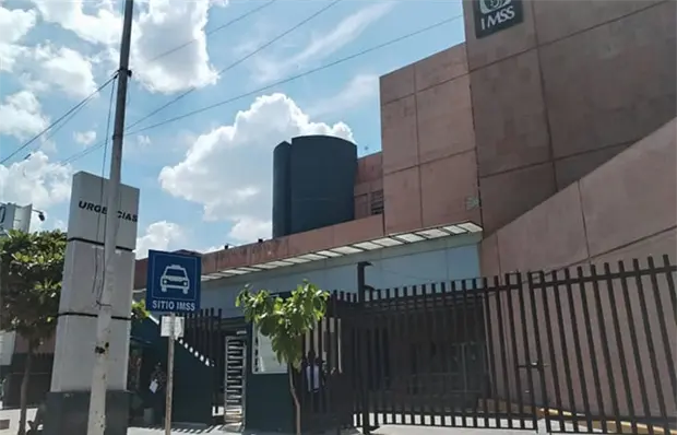 Torre de Urgencias del IMSS, sin aire acondicionado