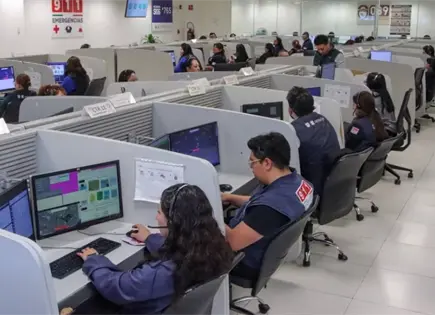 C5 CDMX atiende 3 mil 391 reportes por intentos de suicidio C5 CDMX atiende 3 mil 391 reportes por intentos de suicidio