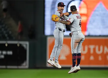 Guardianes de Cleveland vencen 9-5 a Orioles de Baltimore Guardianes de Cleveland vencen 9-5 a Orioles de Baltimore
