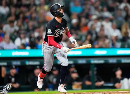 Kody Clemens impulsa victoria de Mellizos Minnesota sobre Tigres Detroit Kody Clemens impulsa victoria de Mellizos Minnesota sobre Tigres Detroit