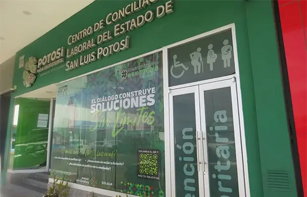 Le ganan trabajadores 79.7 mdp a patrones Le ganan trabajadores 79.7 mdp a patrones