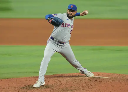 Mets vencen a Marlins 7-5 en Miami con jonrones de Lindor y Soto Mets vencen a Marlins 7-5 en Miami con jonrones de Lindor y Soto
