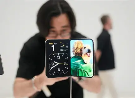 Apple da el salto a los plegables